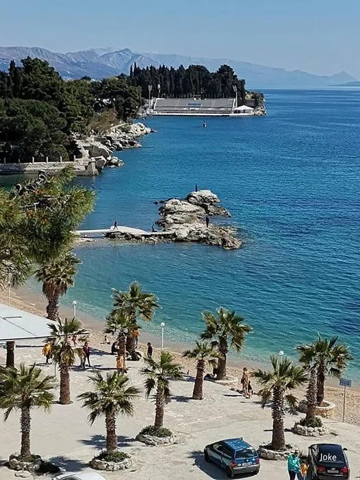 Apartment Dzoni Split