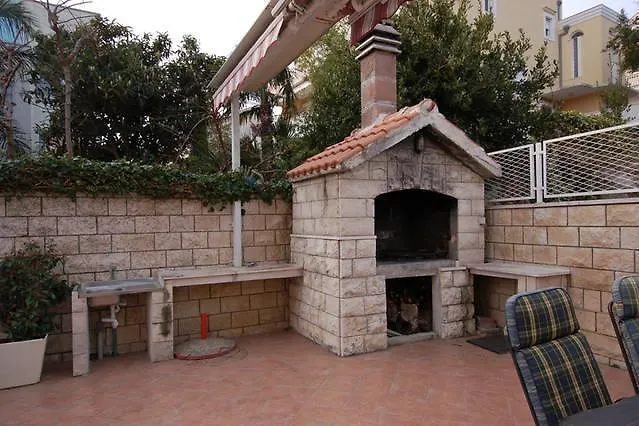 Apartment Dzoni Split